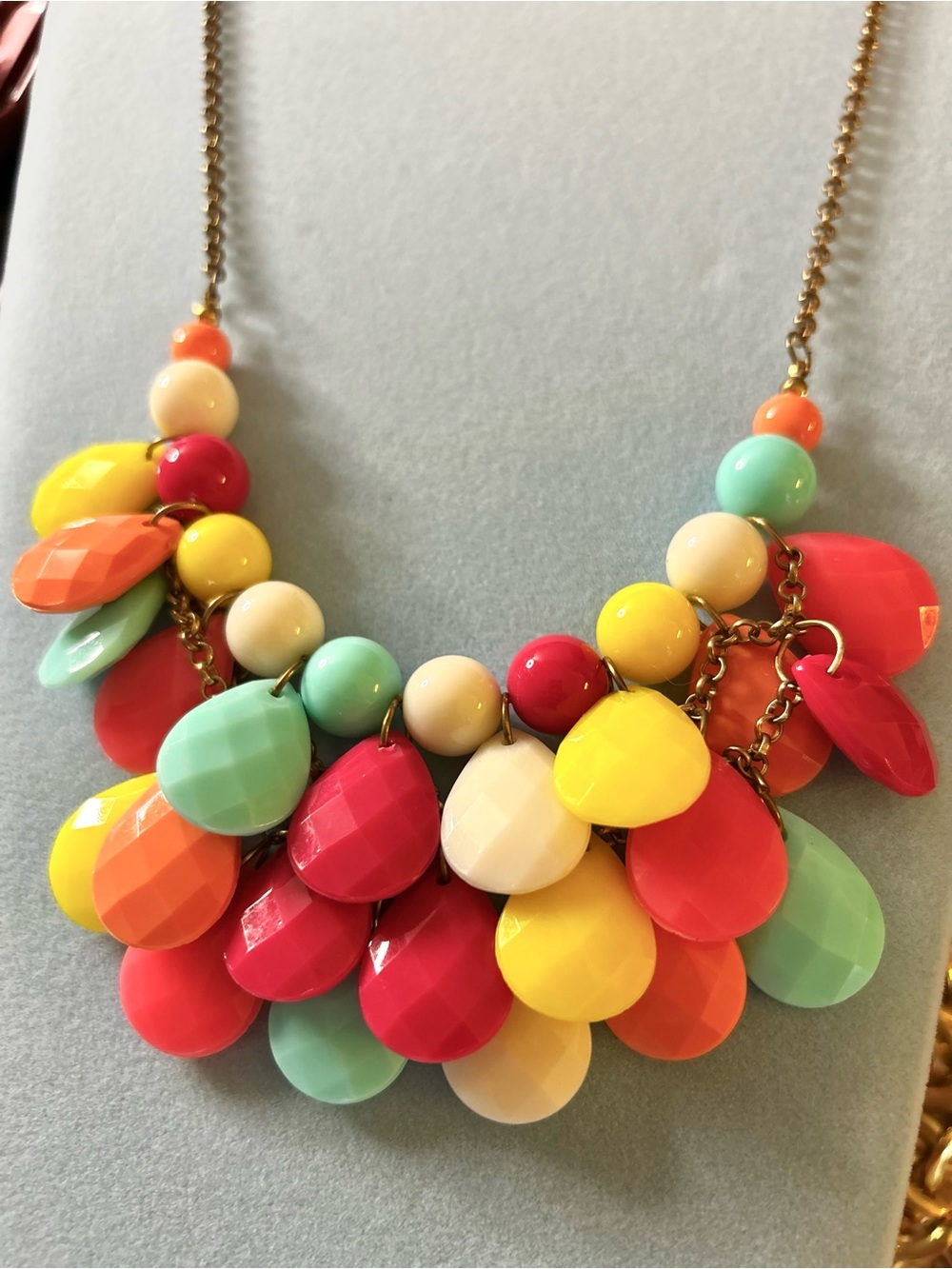 Colorful Candy Teardrop Statement Necklace Multicolor gold tone 20” lobster